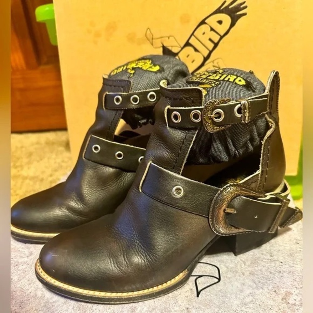 Freebird by Steven Carson Women’s Leather Ankle Boots (Size US Women’s 7)